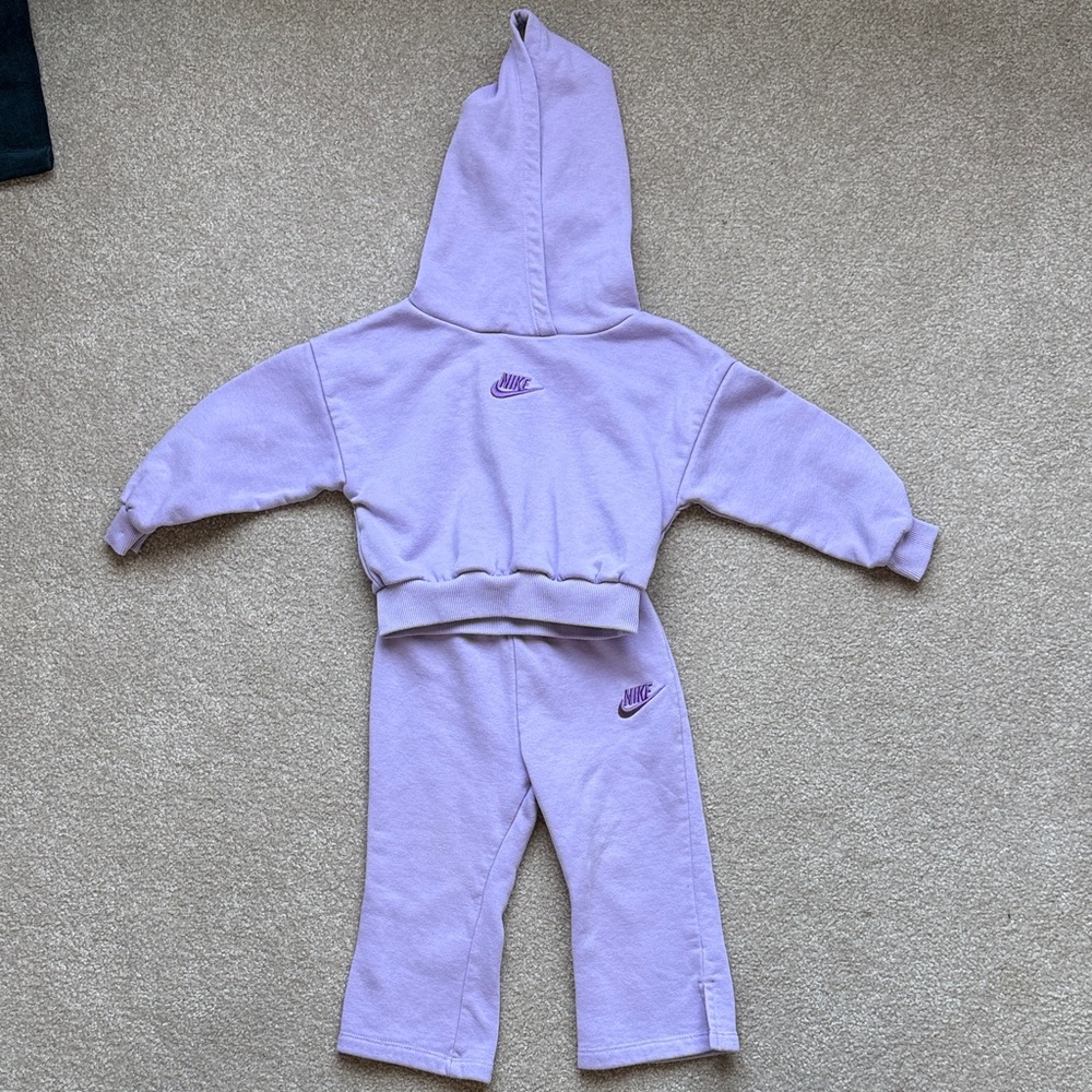 Nike Tracksuit Set